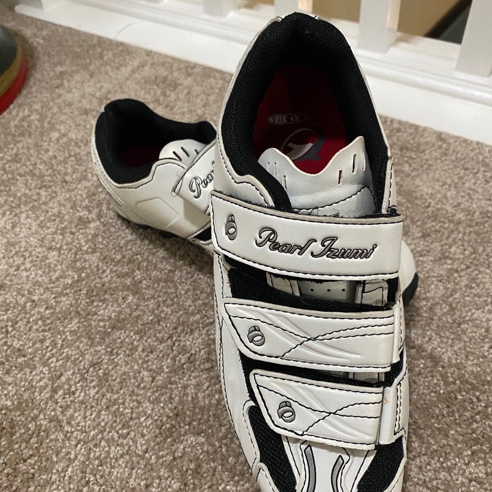Pearl Izumi Spin Shoes